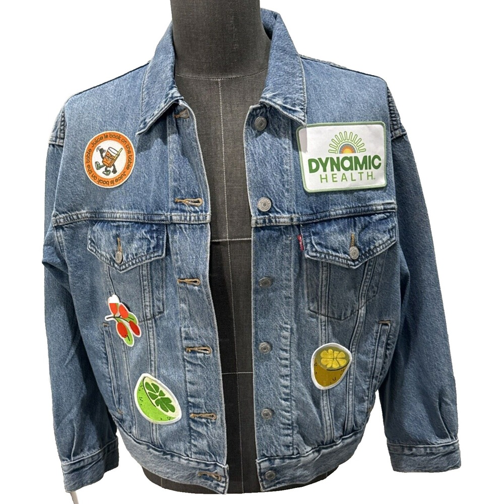 Levi's Denim Jacket 90s Trucker Size S Brand New W/Tags Patches Dynamic Health